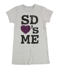 Tags Weekly Womens Sd Love's Me Graphic T-Shirt
