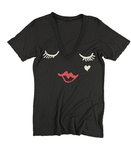 TRULY MADLY DEEPLY Womens Face With Heart Graphic T-Shirt