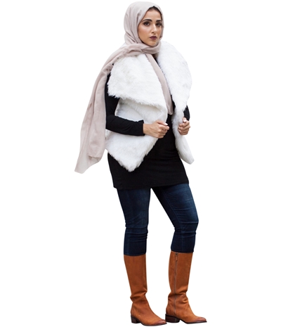 Verona Womens Solid Faux Fur Vest