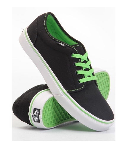 Vans Unisex 106 Vulcanized Canvas Skate Sneakers blackgreenflash M3.5 W5